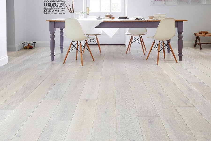 Galleria Professional Engineered European Rustic Oak Flooring 20mm x 190mm Winter Dawn Lacquered