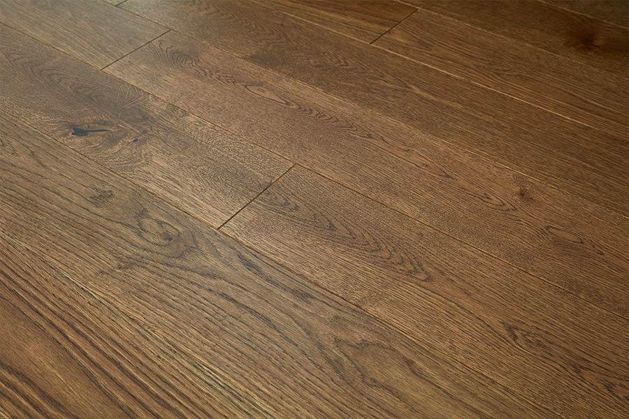 Home Choice Engineered European Rustic Oak Flooring 14mm x 130mm Brown Sugar Lacquered - Image 3