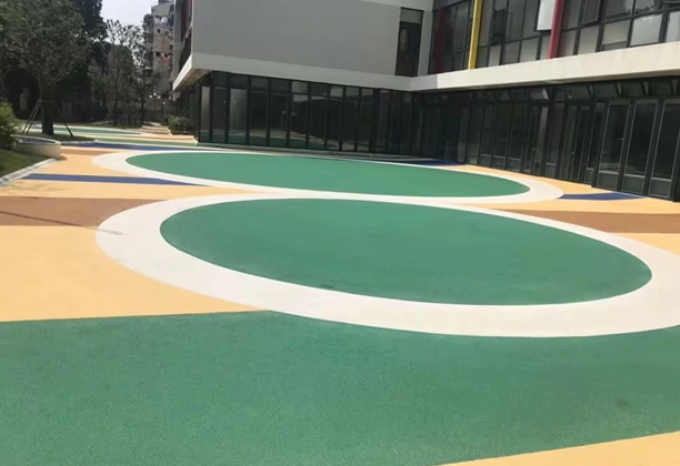 EPDM Flooring, Installation of EPDM Flooring with rubber tiles fitted in a commercial gym area