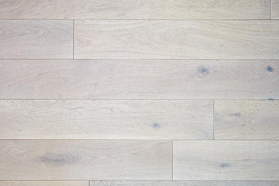 Galleria Professional Engineered European Rustic Oak Flooring 20mm x 190mm Winter Dawn Lacquered - Image 2