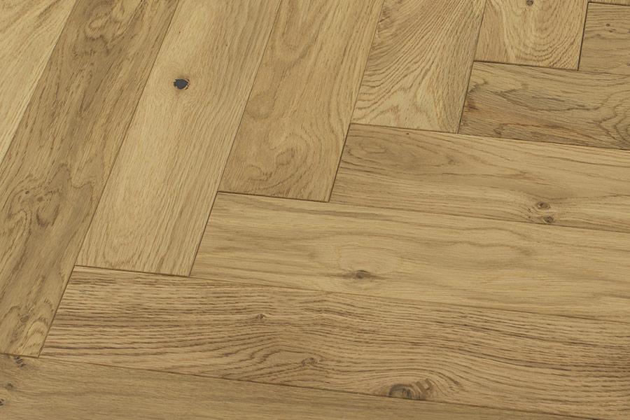 Galleria Professional Engineered Rustic Oak Herringbone Flooring 20mm x 90mm Natural Lacquered - Image 4