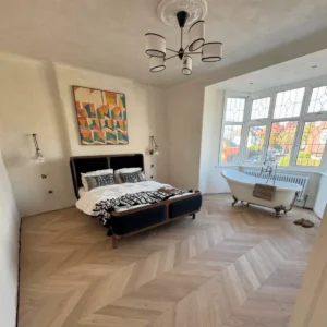 Invisible Oak Chevron Flooring