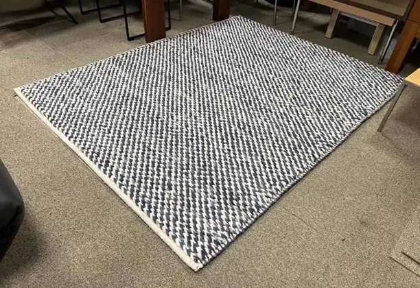 Jute Scone Carpet fitting with custom measurements for residential flooring projects