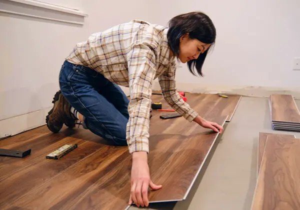Laminate Flooring Single-strip Planks
