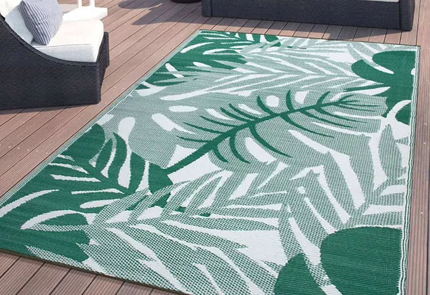 Outdoor Carpet before and after replacement on outdoor recreational flooring