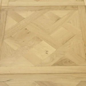 Light Natural Oak Versailles Flooring