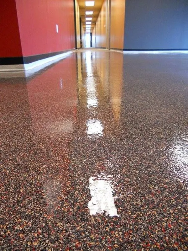 Durable chip epoxy floor with a decorative finish