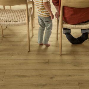 Honey brown oak Laminate Flooring