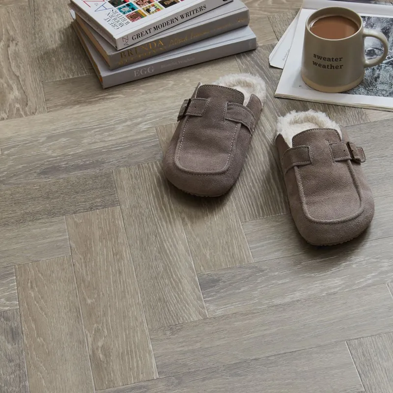 sandy-cove-oak-herringbone-flooring